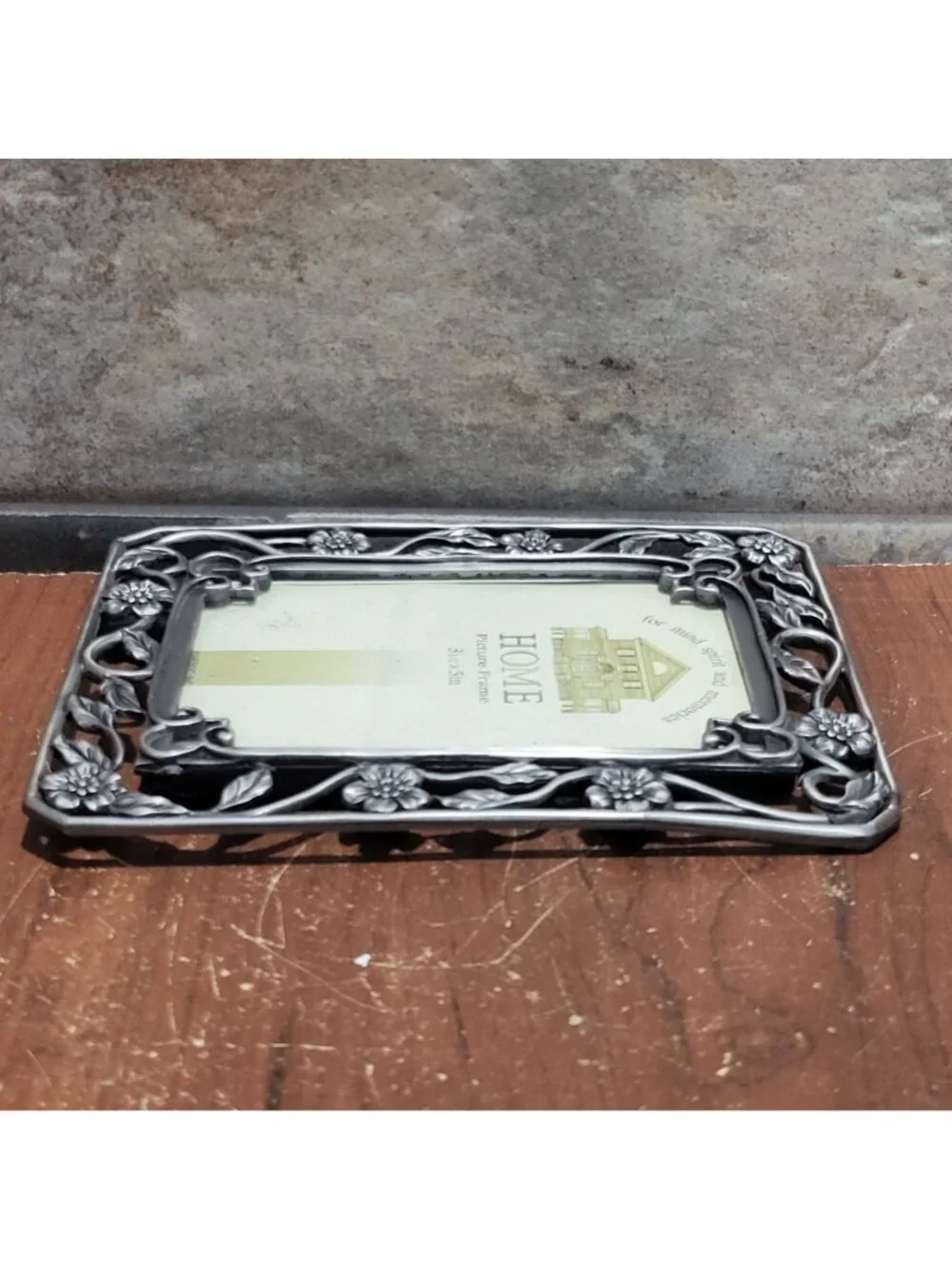 Vintage Cresco Pewter Picture Frame Floral Leaf Design